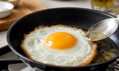 Temperatura e tempo certos deixam a gema mole e a borda crocante