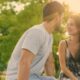 Os 4 signos que mais demoram para esquecer um ex, segundo a astrologia