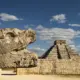 Arqueólogos encontram dentes longe do túmulo e revelam possível ritual funerário dos maias