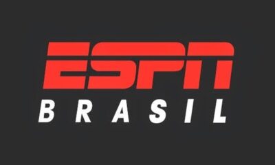 Logo da ESPN em vermelho e a palavra 'BRASIL' em branco sobre fundo cinza escuro