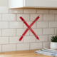 Adeus azulejos na cozinha: a nova onda minimalista para renovar o piso em um dia e sem pedreiros
