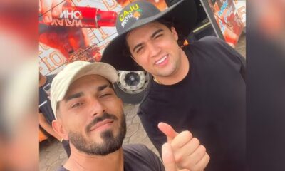 Natanzinho ajuda fã com R$ 1 mil para CNH e dá volta de moto