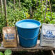 Mistura de sulfato de cobre com cal hidratada: para que serve a famosa calda bordalesa e como usar esse fungicida azul no jardim