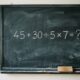 Apenas os mais atentos acertam 45 + 30 ÷ 5 × 7 sem usar calculadora