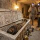 Múmia de 2 mil anos encontrada em necrópole revela marcas de um elaborado ritual de sepultamento