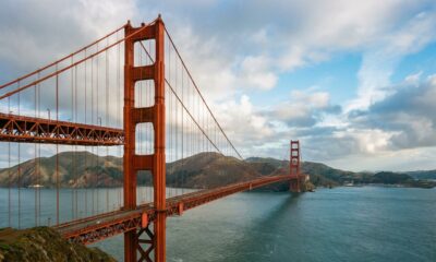 Construída em cerca de 4 anos, a Ponte Golden Gate tem 2,7 quilômetros de extensão, foi inaugurada em 1937 com mais de 80 mil toneladas de aço e virou um dos cartões-postais mais conhecidos dos Estados Unidos