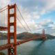 Construída em cerca de 4 anos, a Ponte Golden Gate tem 2,7 quilômetros de extensão, foi inaugurada em 1937 com mais de 80 mil toneladas de aço e virou um dos cartões-postais mais conhecidos dos Estados Unidos
