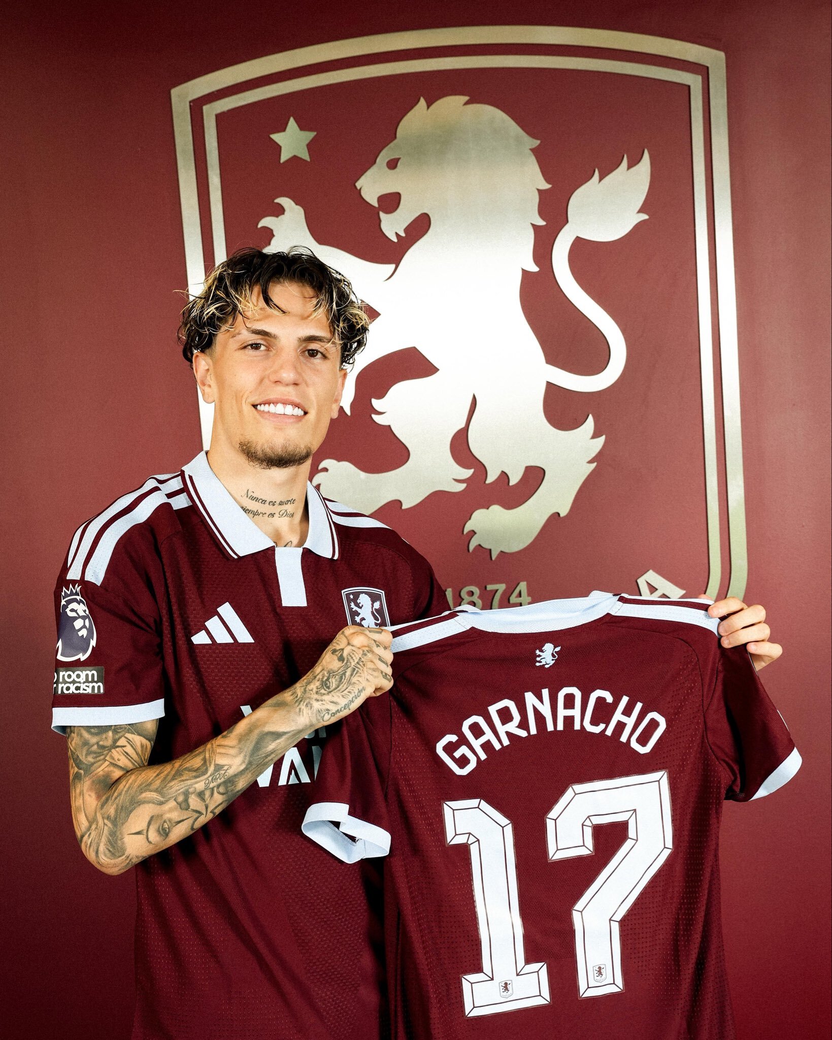 Foto: x/@AVFCOfficial