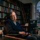 Stephen Hawking, físico teórico e cosmólogo: “Pessoas quietas e silenciosas costumam ter as mentes mais fortes e eloquentes.” Uma reflexão sobre o poder do silêncio