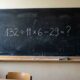 Você consegue resolver 132 ÷ 11 × 6 − 29 mentalmente?