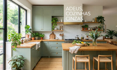 Adeus cozinhas cinzas: a cor tendência deste ano que traz sensação de frescor e bem-estar para dentro de casa