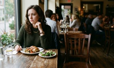 Provérbio africano do dia: “Quem come sozinho não pode discutir o sabor da comida.” A lição sobre partilha e conexão
