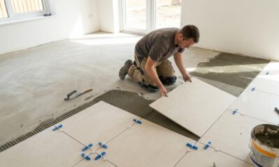 Como evitar que o piso oco apareça após a instalação?