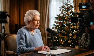 "Quando a vida parece difícil, os corajosos não se entregam e aceitam a derrota; em vez disso, eles…" - uma lição atemporal da Rainha Elizabeth II sobre coragem, perseverança e esperança em tempos difíceis.