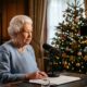 "Quando a vida parece difícil, os corajosos não se entregam e aceitam a derrota; em vez disso, eles…" - uma lição atemporal da Rainha Elizabeth II sobre coragem, perseverança e esperança em tempos difíceis.