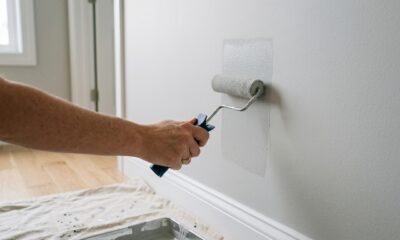 Pintor profissional ensina como evitar manchas na parede sem aplicar uma nova demão de tinta