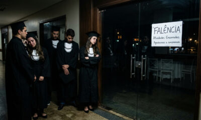 Comissão de formatura paga R$ 100 mil em festa, empresa decreta falência no dia do baile e Justiça responsabiliza a faculdade pelos prejuízos