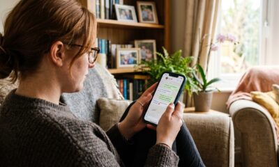 Segundo a psicologia, pessoas que guardam mensagens antigas no celular e releem de vez em quando não vivem no passado, usam a memória afetiva como âncora emocional nos dias difíceis