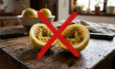 Adeus, maracujá: essa fruta amarela parece uma mini pinha rústica, mas possui um sabor surreal de iogurte de pêssego adoçado