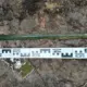 O que uma espada milenar fazia cravada no chão de uma floresta? O achado de 60 centímetros intriga arqueólogos e pode revelar uma prática esquecida há séculos
