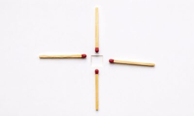 Quatro palitos de fósforo separados para o desafio