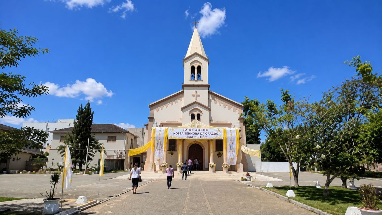 Estado confirma feriado municipal dedicado à padroeira no domingo e brasileiros celebram pausa na rotina