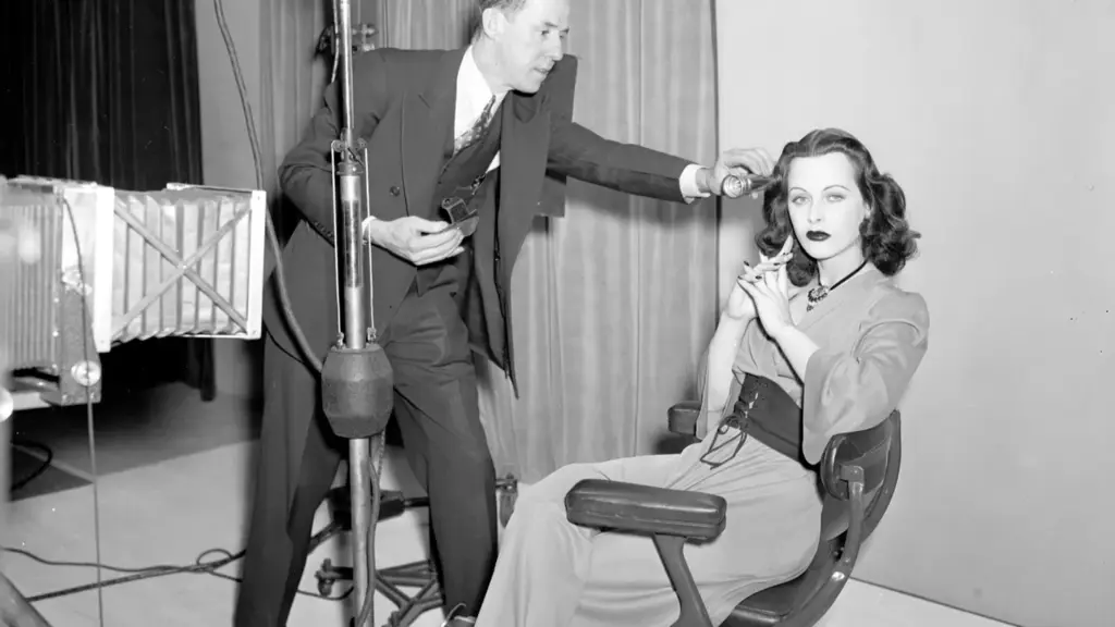 Hedy Lamarr: a estrela de Hollywood que ajudou a criar a tecnologia por trás do Wi-Fi e do Bluetooth
