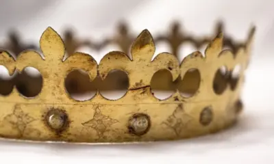 Tesouros e relíquias de reis de 500 anos, escondidos durante a Segunda Guerra, voltam a ser exibidos após mais de 70 anos