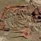 Sepultamento de 27.500 anos revela como humanos da Era do Gelo cuidavam dos seus e lidavam com o luto