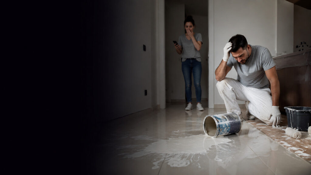 Cliente paga R$ 4.800 em pintura pelo aplicativo, o profissional derruba tinta no piso de porcelanato e a plataforma alega ser apenas intermediária até a Justiça dizer o contrário