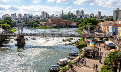 A cidade batizada de "lugar onde o peixe para" abriga o mais antigo salão de humor do mundo em atividade contínua desde 1974