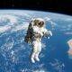 Em 1984, um astronauta se afastou 98 metros do ônibus espacial sem nenhum cabo e literalmente se tornou um “satélite humano”