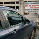 Motorista tem notebook de R$ 6 mil furtado em estacionamento com placa de isenção de culpa e juiz obriga estabelecimento a pagar indenização