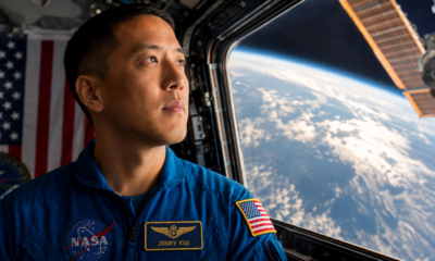 Ele passou 245 dias no espaço, deixando a NASA ao retornar. Tanto soldado, médico quanto astronauta