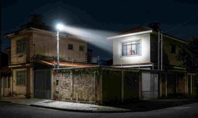 Vizinho instala refletor apontado para a janela do quarto e deixa a luz acesa a noite inteira, morador decide levar a disputa adiante