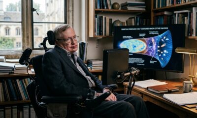 Stephen Hawking, cientista: "Não é necessário invocar Deus para acender o pavio e dar início ao Universo."