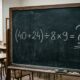Você consegue resolver (40 + 24) ÷ 8 × 9 sem usar a calculadora?