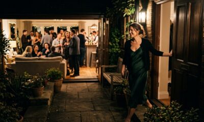 Para a psicologia, sair de fininho de uma festa pode parecer falta de consideração, mas muitas vezes revela uma forma silenciosa de evitar pressão social