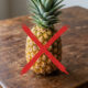 Adeus, abacaxi: essa fruta de cor verde possui um formato bizarro de disco voador e esconde um sabor extremamente refrescante de limão com maracujá
