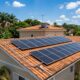 Quanto custa instalar energia solar numa casa de 3 quartos e em quanto tempo o sistema se paga