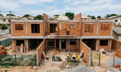 Quanto custa construir 3 casas geminadas de 50 m² no mesmo terreno e ter 3 aluguéis entrando todo mês
