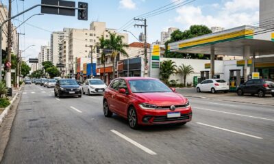 O Volkswagen Polo 2026, com motor 1.0 TSI de até 116 cv e preço perto de R$ 100 mil, pode entregar bom desempenho e economia para o Brasil