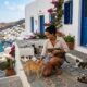 Voluntários podem morar de graça em uma ilha grega em troca de dedicar cinco horas por dia ao cuidado de gatos de rua
