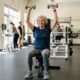 Aos 79 anos, ela diz estar mais forte do que aos 40 e revela os 6 exercícios para braços e parte superior do corpo que faz dia sim, dia não