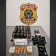 Emblema da Polícia Federal e produtos apreendidos: anabolizantes, remédios e vapes