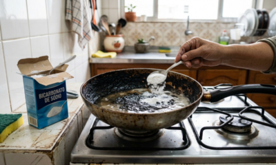 Especialistas em limpeza concordam: "Para limpar panela queimada, não perca horas esfregando, mas ferva 2 dedos de água com 2 colheres de bicarbonato de sódio e deixe descansar por 1 hora"