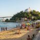 Fundada em 1535, esta é a cidade mais antiga do Espírito Santo e guarda um convento no alto de um penhasco de 154 metros