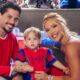 Virginia Fonseca, Zé Felipe e filho José Leonardo sorrindo juntos na festa