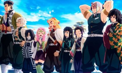 Grupo dos nove Hashira de Demon Slayer, incluindo Rengoku e Uzui, posam em céu azul