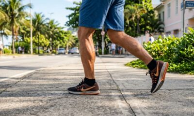 Os especialistas concordam: “Para melhorar a circulação nas pernas depois dos 50, caminhe, movimente as panturrilhas e evite horas seguidas na mesma posição”